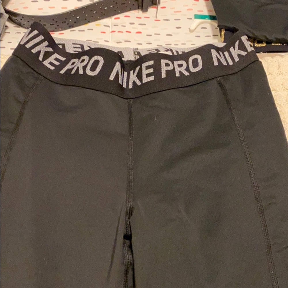 Nike pro leggings